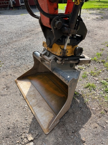 1039462-9 Kubota KX080-4