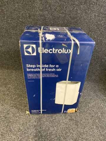 1058432-3 Air conditioner Electrolux ChillFlex Pro EXP26U338CW