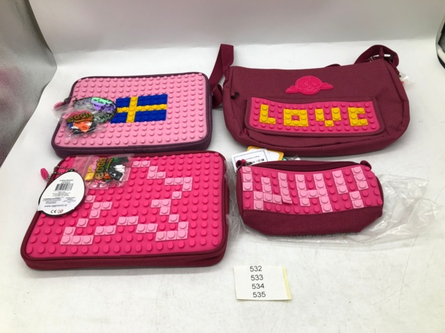 1064372-1 Eggis computer bag, pencil case & 2 tablet cases - Shipping included (533)