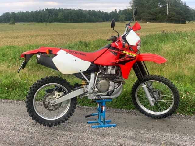 1064431-8 Honda XR650R
