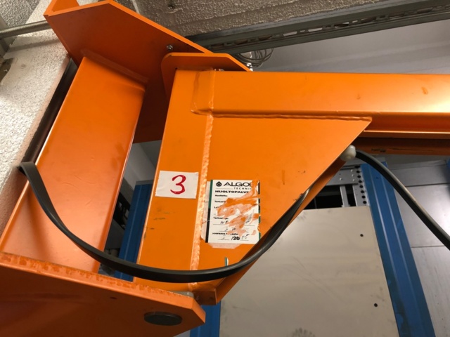 1064436-8 Puominosturi 125kg