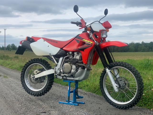 1064431-1 Honda XR650R
