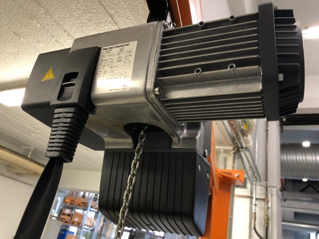 1064436-12 Puominosturi 125kg