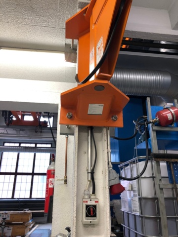 1064436-15 Puominosturi 125kg