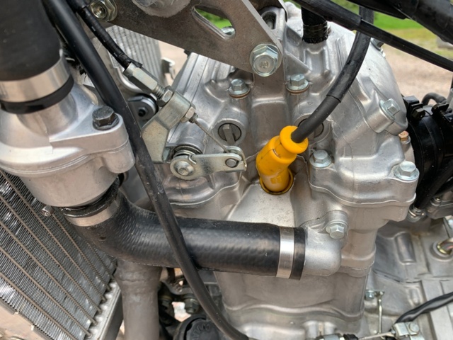 1064431-62 Honda XR650R