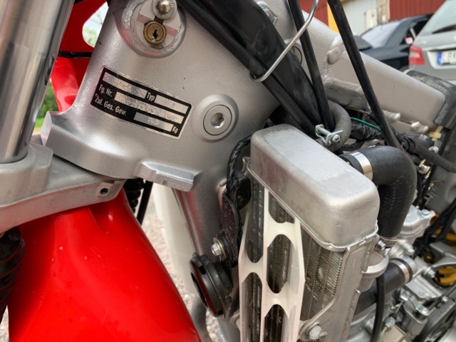 1064431-63 Honda XR650R