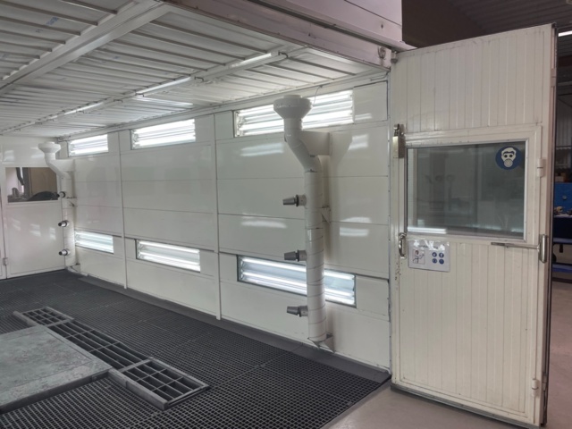 1049037-7 Paint box Pivab combi box with heat recovery and lift