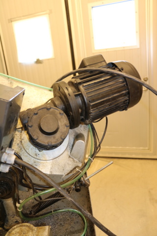 998688-26 Cold band saw Luna MBH 225