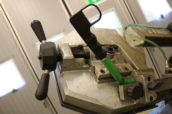 998688-28 Cold band saw Luna MBH 225