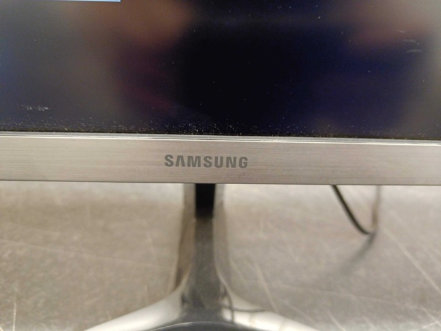 999934-2 Computer monitor Samsung wide 34"