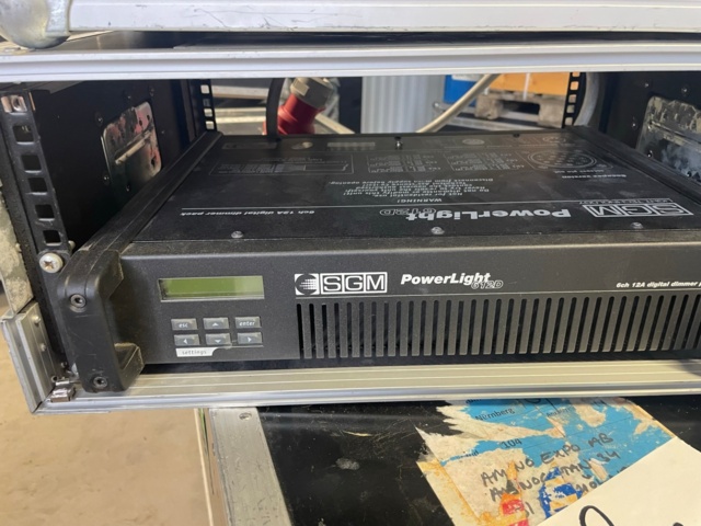 1048091-2 1 pc SGM 6 Channel Dimmer Pack in case