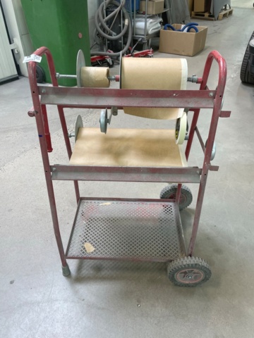1049063-1 Masking trolley, red