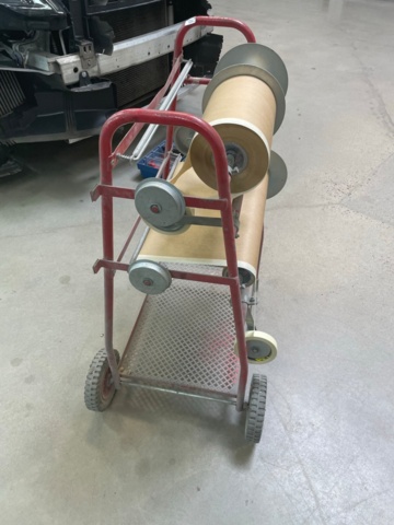 1049063-3 Masking trolley, red