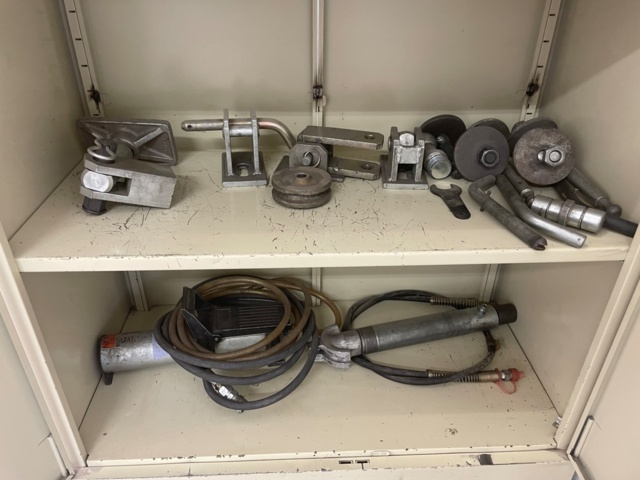 1049067-7 Sheet metal cabinet with alignment tool