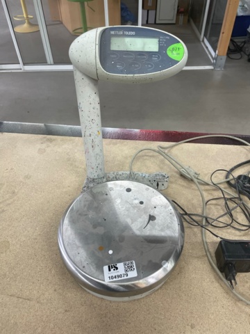 1049079-2 Mettler-Toledo mixing scale, max 7100 grams