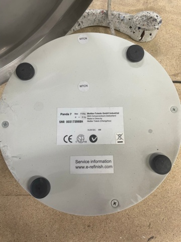 1049079-4 Mettler-Toledo mixing scale, max 7100 grams