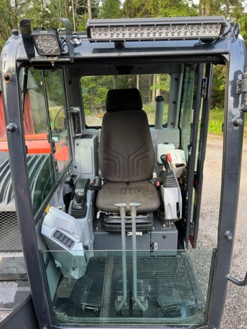 1039462-32 Kubota KX080-4