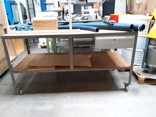 Workshop table 178 x 80 cm - PS Auction - We value the future - Largest ...