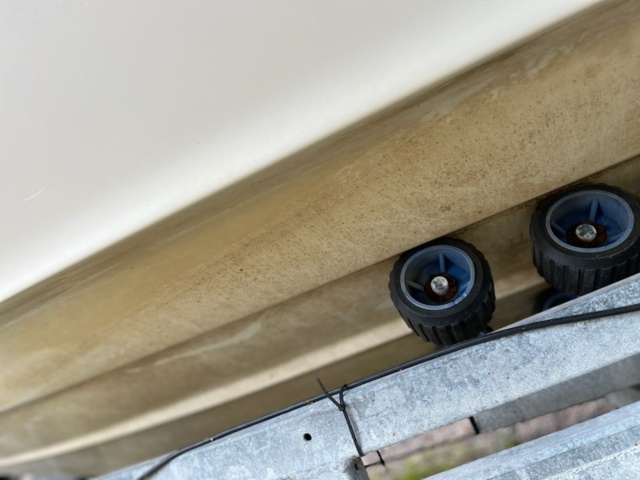 1072113-24 Maxum 2100 SC Daycrusier 2001 V8 Mercury 5.7