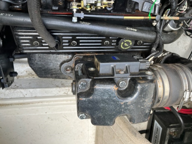 1072113-35 Maxum 2100 SC Daycrusier 2001 V8 Mercury 5.7