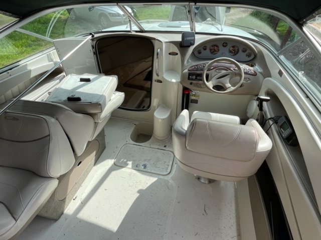 1072113-40 Maxum 2100 SC Daycrusier 2001 V8 Mercury 5.7