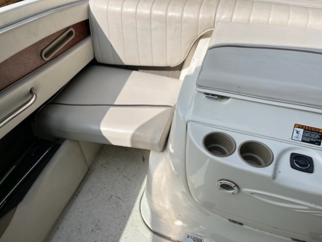 1072113-43 Maxum 2100 SC Daycrusier 2001 V8 Mercury 5.7