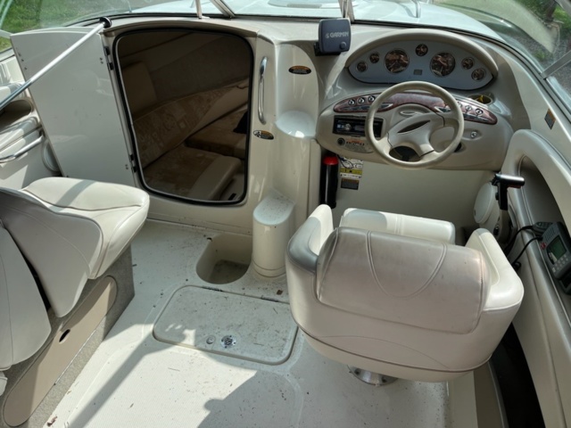 1072113-45 Maxum 2100 SC Daycrusier 2001 V8 Mercury 5.7