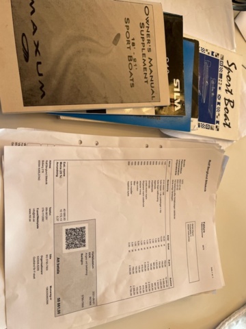 1072113-59 Maxum 2100 SC Daycrusier 2001 V8 Mercury 5.7