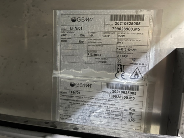 898447-4 Restaurant refrigerator Gemm 700 liters. Purchased in 2021. Tested, works
