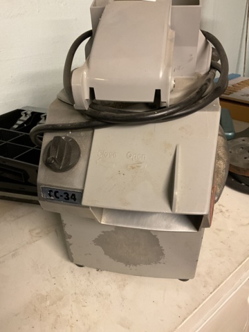 1046307-3 Poured CC-34 with 3 discs