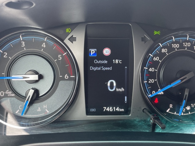 1066054-36 Toyota Hilux Double Cab 2.8 4WD Automatic, 204hp, 2021