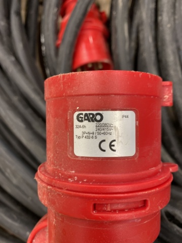 1072410-2 3 pcs 3-phase extension cables 32A