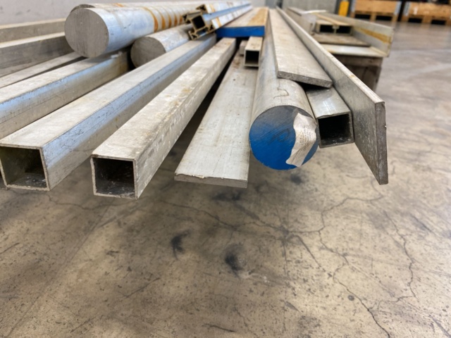 1072430-5 Raw material Aluminum