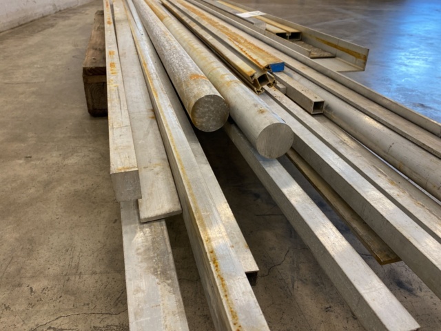 1072430-7 Raw material Aluminum