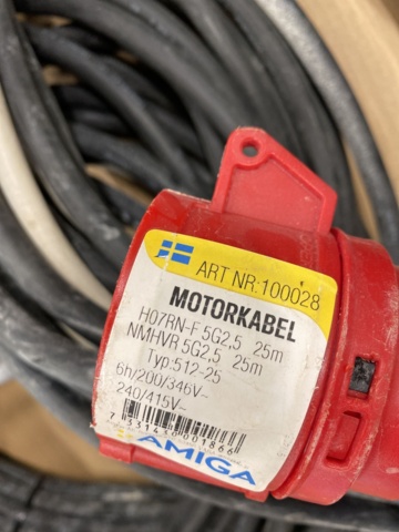 1072555-6 5 pcs 3-phase extension cables 16A