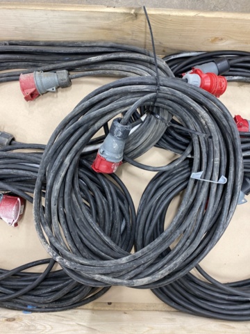 1072591-3 5 pcs 3-phase extension cables 16A