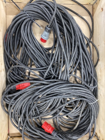 1072596-1 2 pcs 3-phase extension cables 16A