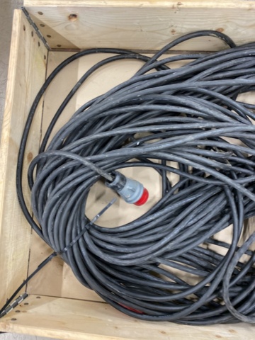 1072596-4 2 pcs 3-phase extension cables 16A