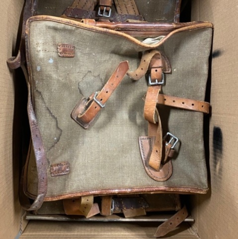 825077-8 Party Militaria