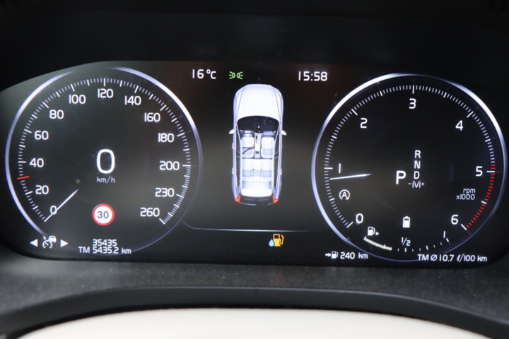 594507-24 Volvo XC60 B4 AWD Geartronic 2020 Inscription