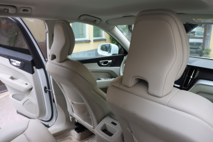 594507-39 Volvo XC60 B4 AWD Geartronic 2020 Inscription