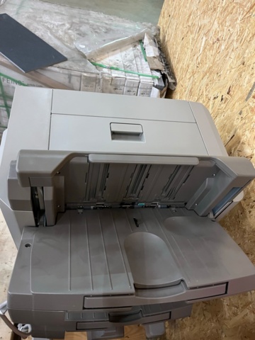 1048026-22 Canon ImagesRUNNER ADVANCE C5250i with Canon Booklet Finisher - J1