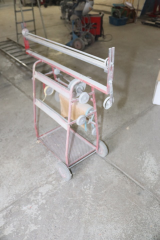 1072539-2 Roll holder