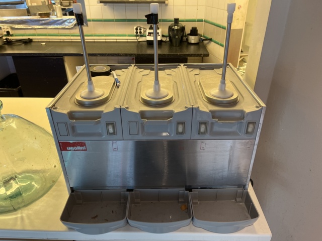 1060604-3 Ugolini slush machine