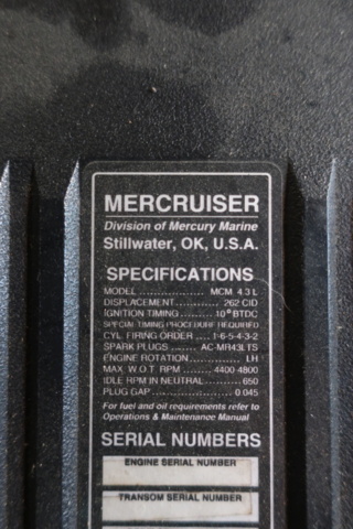 1073453-14 Boat engine, Mercruiser MCM 4.3L (repair item)