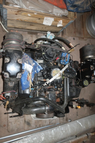 1073453-16 Boat engine, Mercruiser MCM 4.3L (repair item)