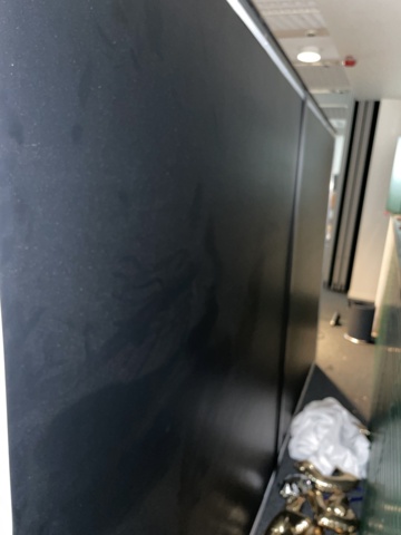 1060650-3 Projector screen