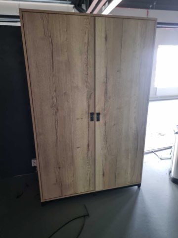 825111-5 Kontors och entre disk mm