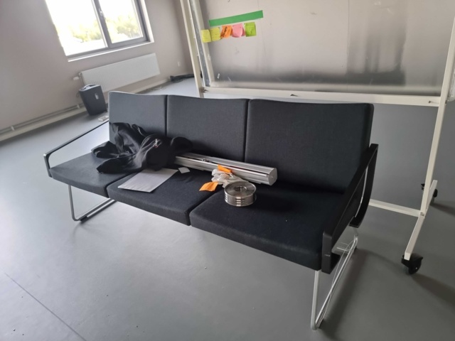 825111-14 Kontors och entre disk mm