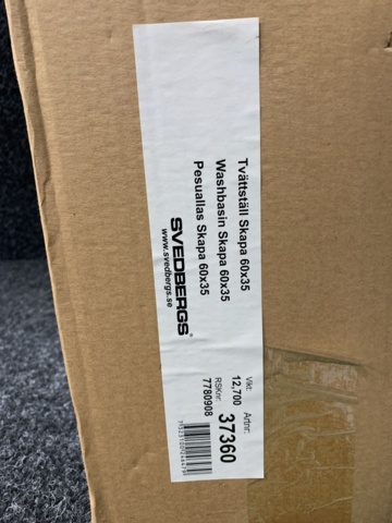 1073511-3 Washbasin Svedbergs 610x85x410mm (WxHxD)